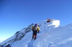 Trekking up Everest